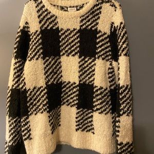 J crew houndstooth sweater